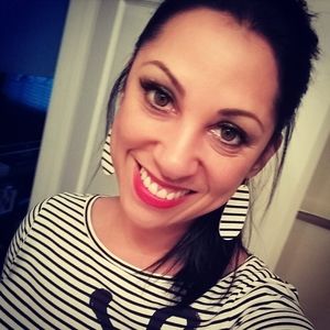 Meet your Posher, Sakina